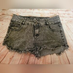 Size 7 True Gypsy Shorts